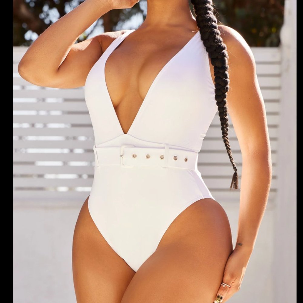 Classic Babe 1 Piece Swimsuit - White